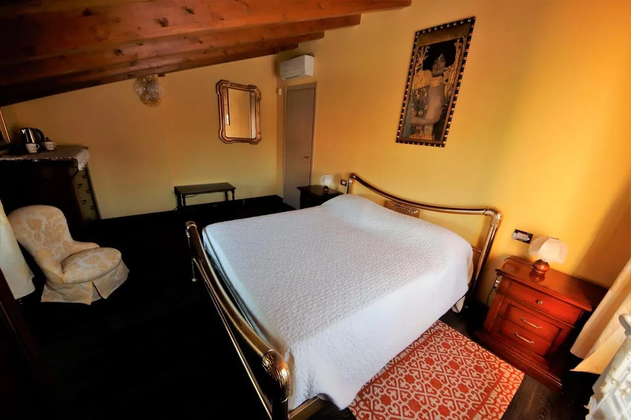 La Casa Della Volpe Bed & Breakfast Vedano Olona