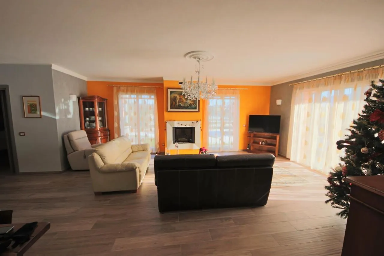 La Casa Della Volpe Bed & Breakfast Vedano Olona 0*,