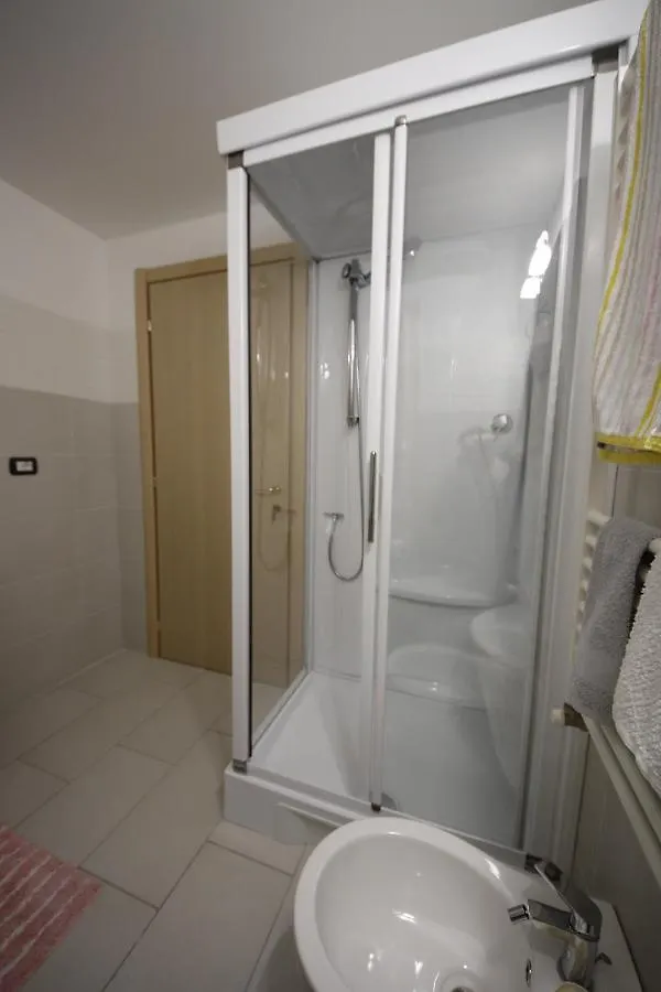 La Casa Della Volpe Bed & Breakfast Vedano Olona 0*,